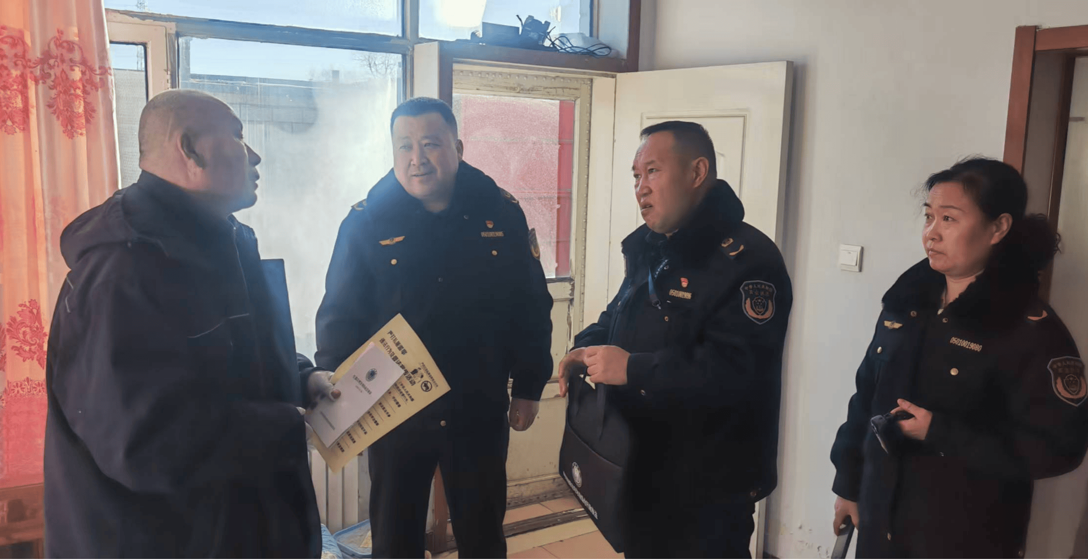 呼和浩特市农牧业综合行政执法支队精准入户宣传新规 筑牢畜禽屠宰安全屏障