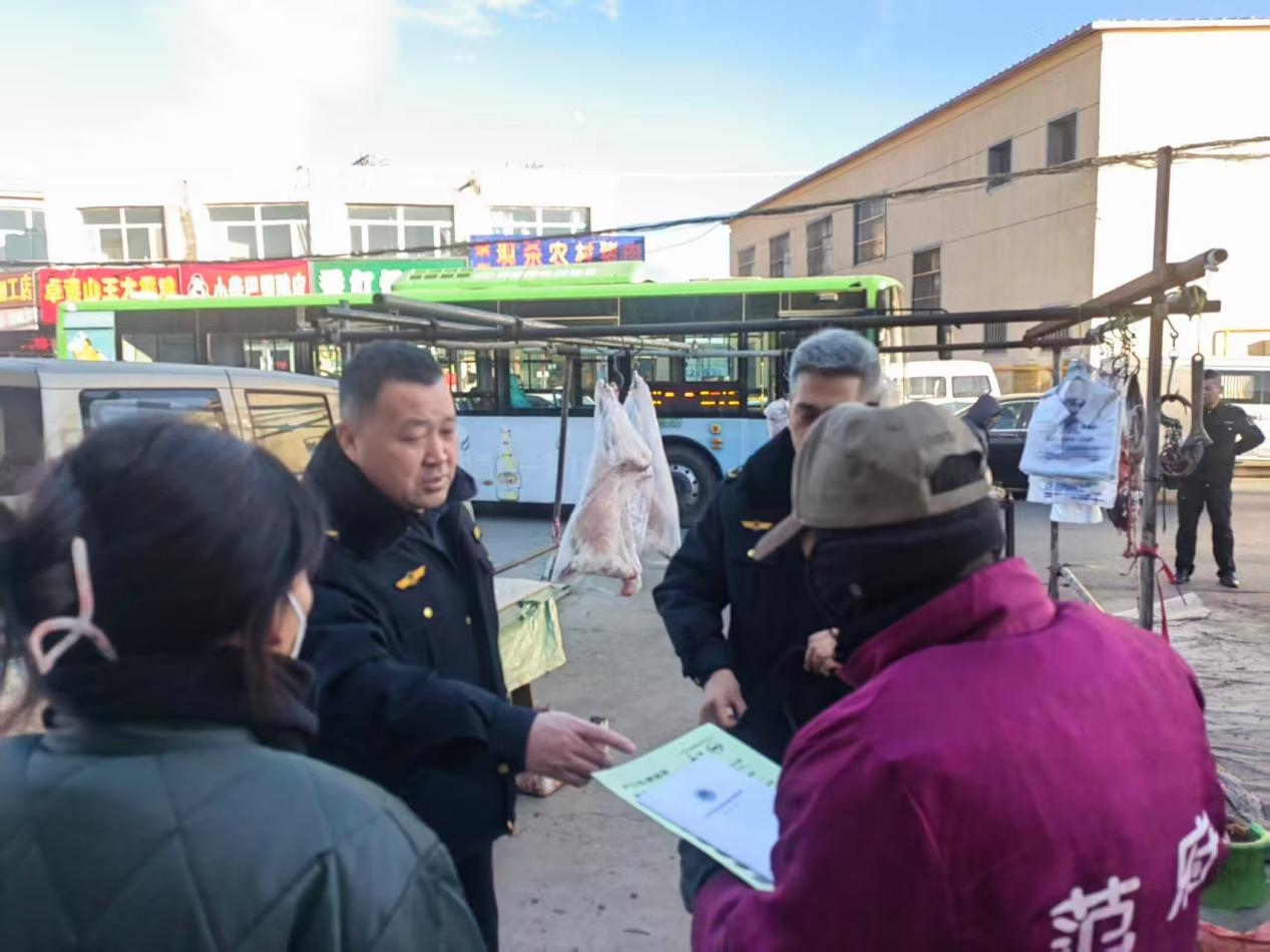 呼和浩特市农牧业综合行政执法支队联合多部门开展《内蒙古自治区畜禽屠宰管理条例》普法宣传